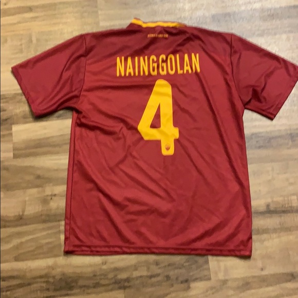 nainggolan jersey number